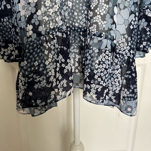 Michael Kors Women’s Blue Floral Sheer Blouse with Bell Sleeve Size Medium - Picture 3 of 12